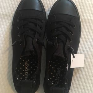 Sneakers size 5.5 NWT comes with the box.